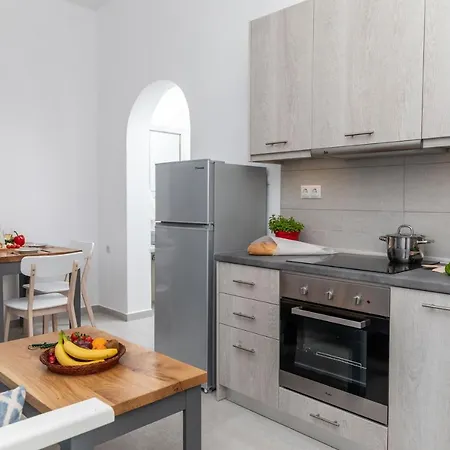 Azur Apartment Naxos City