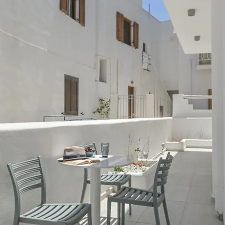 Azur * Naxos City
